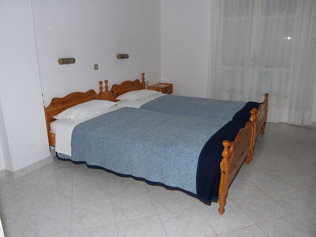 Angeliki Aparthotel Βιταλάδες Δωμάτιο φωτογραφία